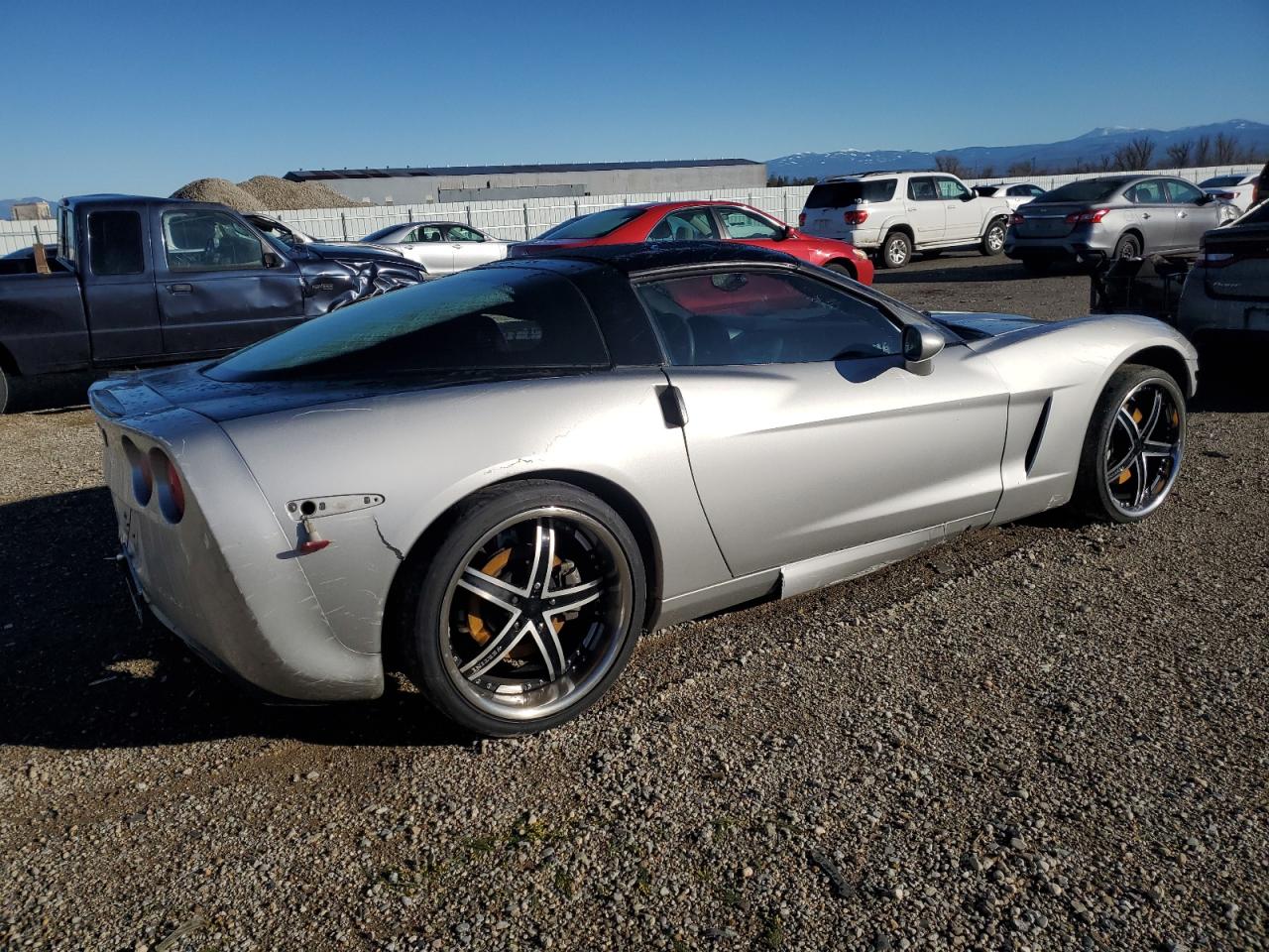 Photo 2 VIN: 1G1YY24U355105431 - CHEVROLET CORVETTE 