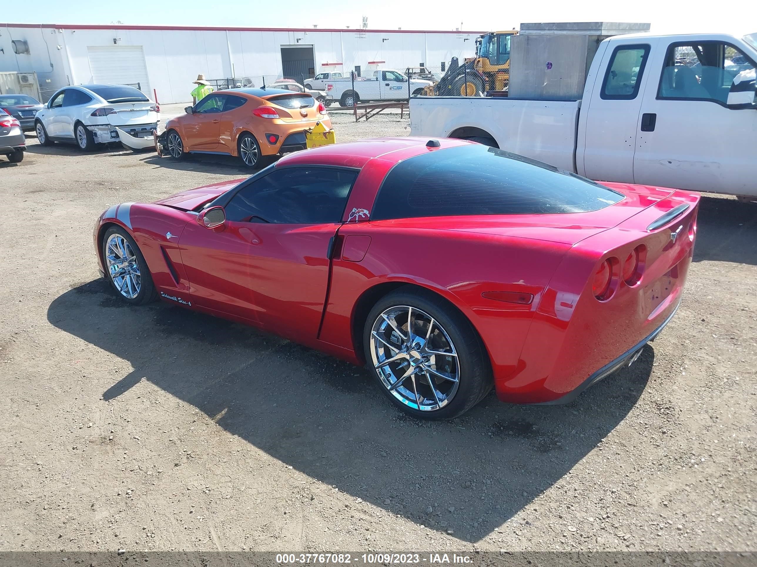 Photo 2 VIN: 1G1YY24U355111472 - CHEVROLET CORVETTE 