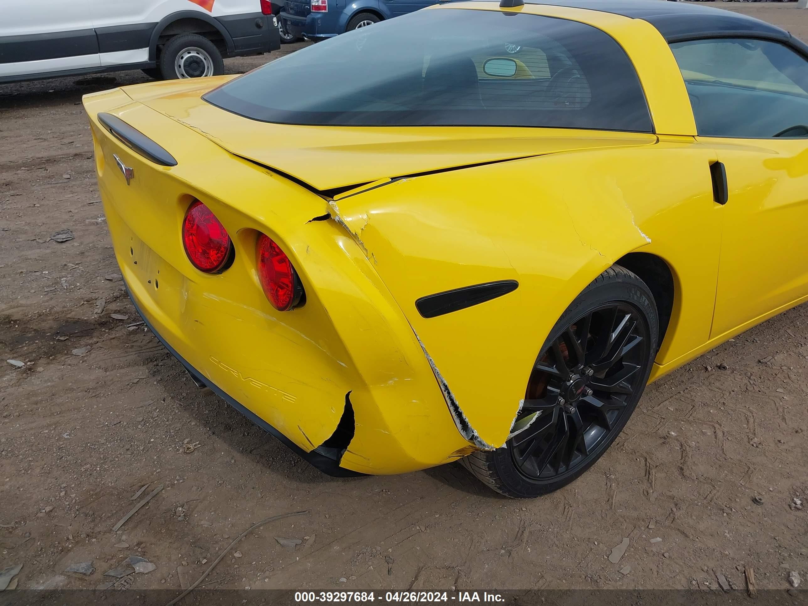 Photo 5 VIN: 1G1YY24U355135240 - CHEVROLET CORVETTE 