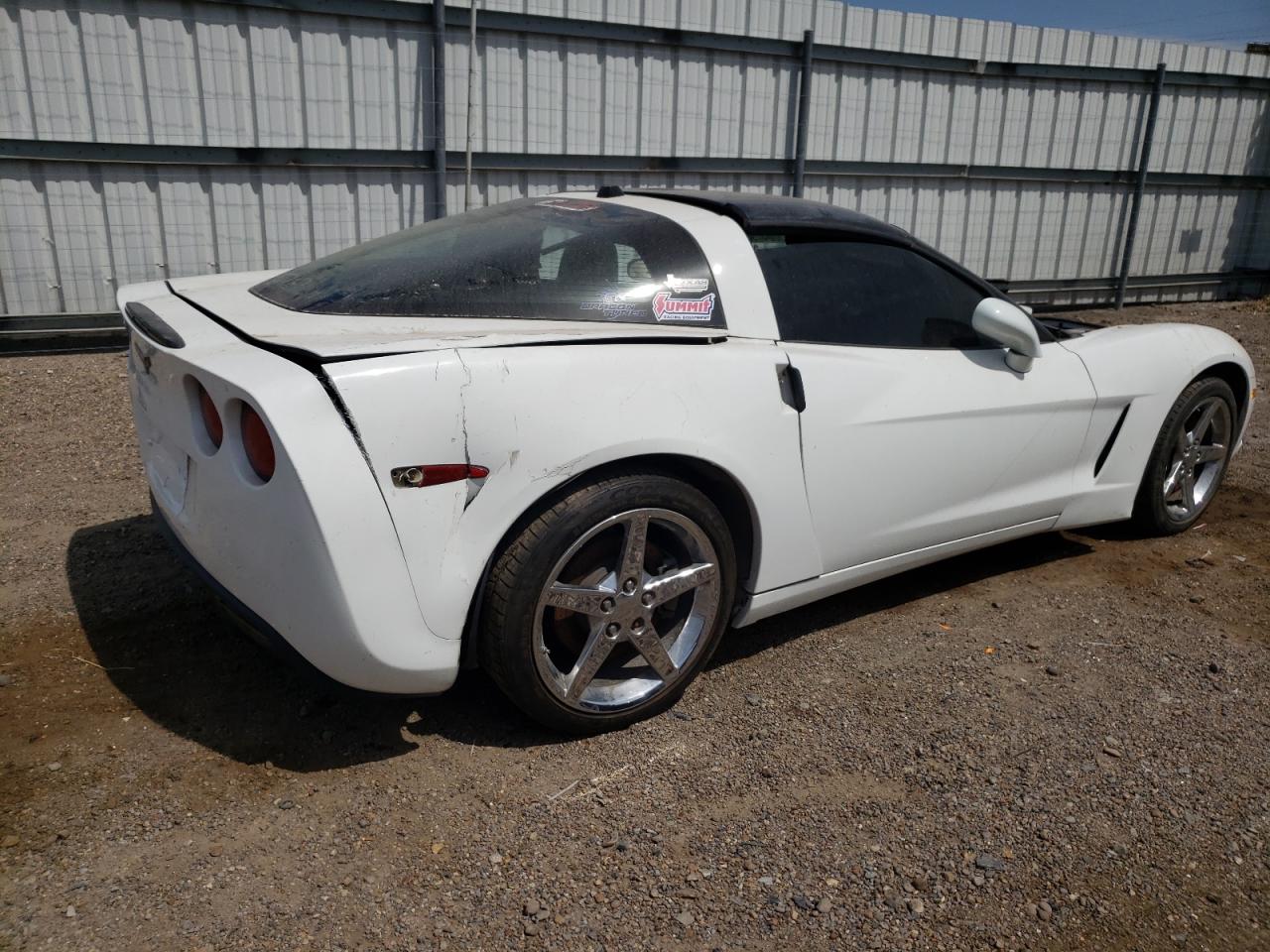 Photo 2 VIN: 1G1YY24U555111313 - CHEVROLET CORVETTE 