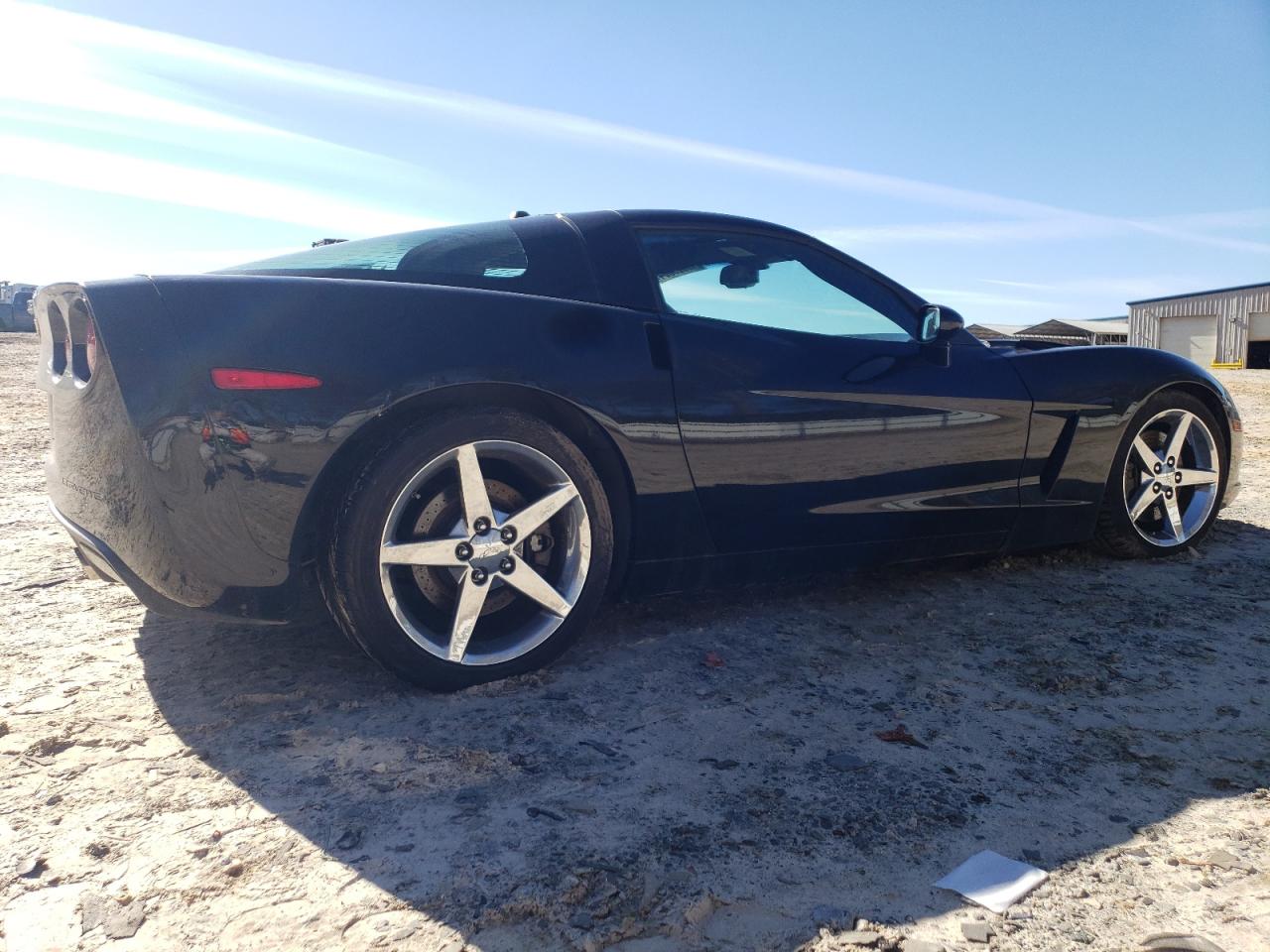 Photo 2 VIN: 1G1YY24U855111175 - CHEVROLET CORVETTE 