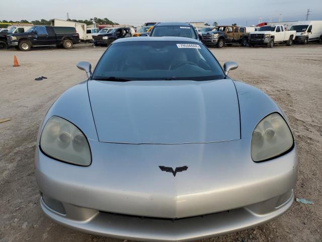 Photo 4 VIN: 1G1YY24U955118376 - CHEVROLET CORVETTE 