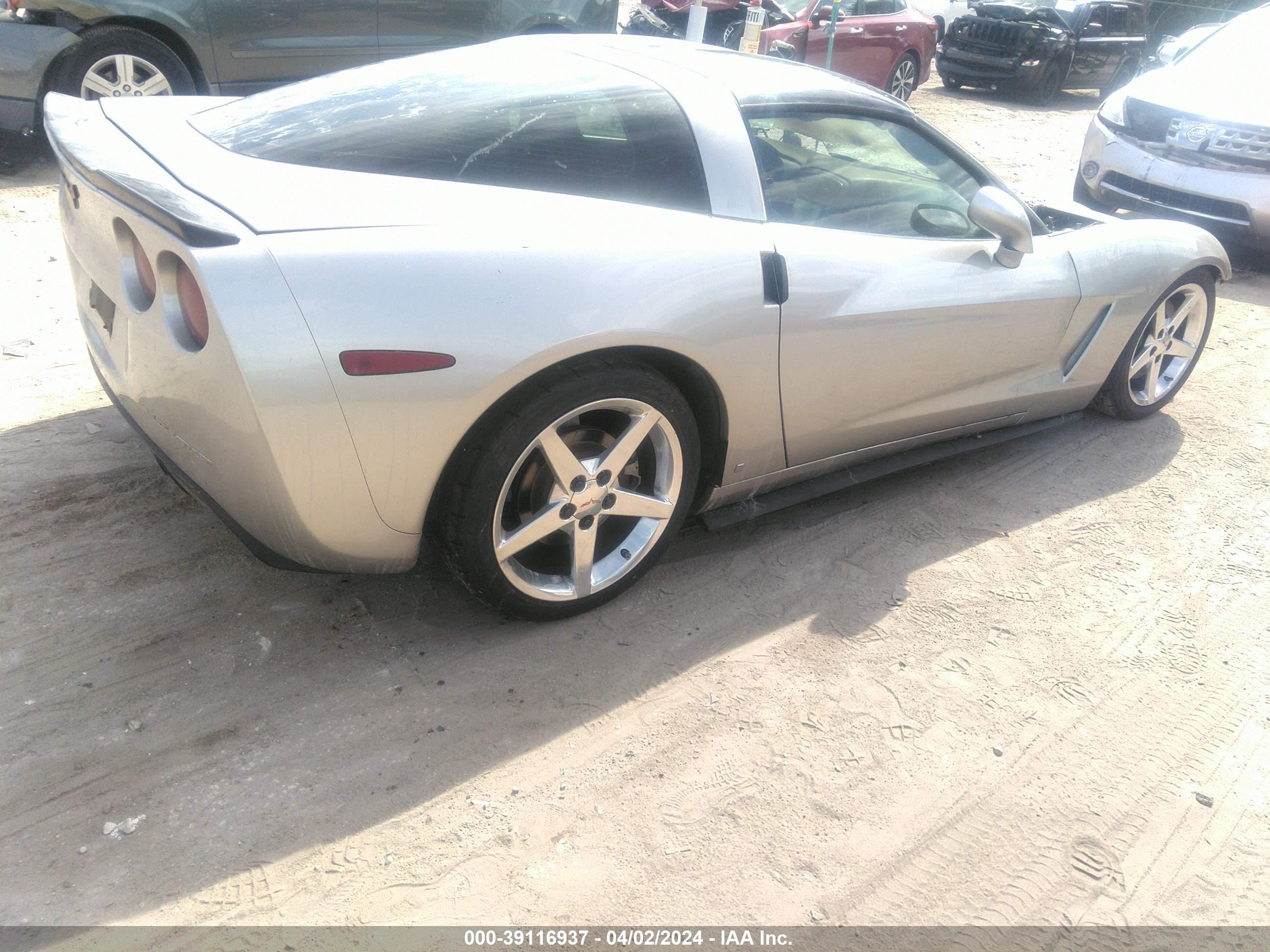 Photo 3 VIN: 1G1YY26U365113544 - CHEVROLET CORVETTE 