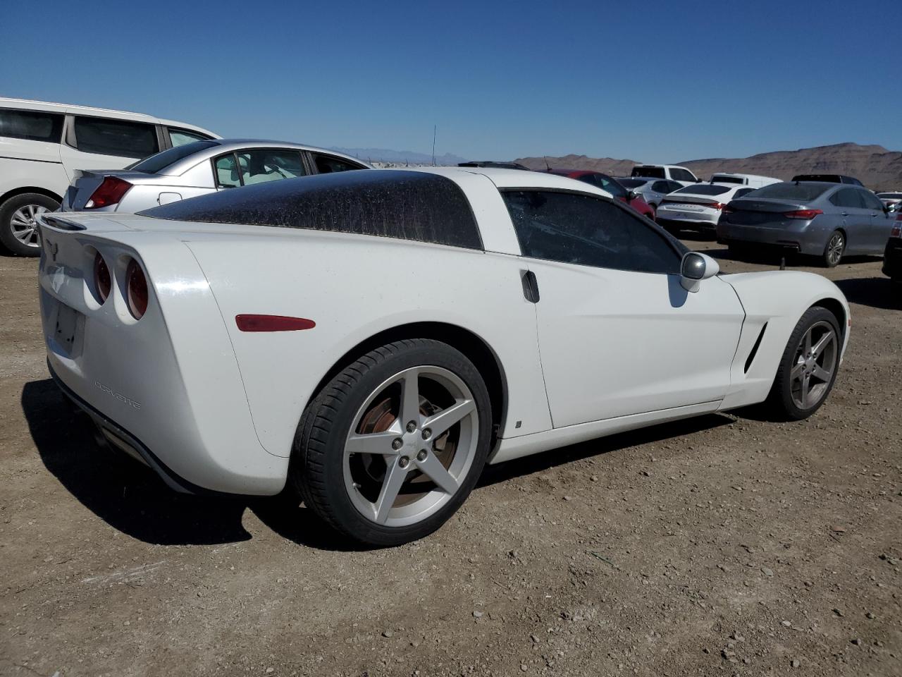 Photo 2 VIN: 1G1YY26U575124580 - CHEVROLET CORVETTE 