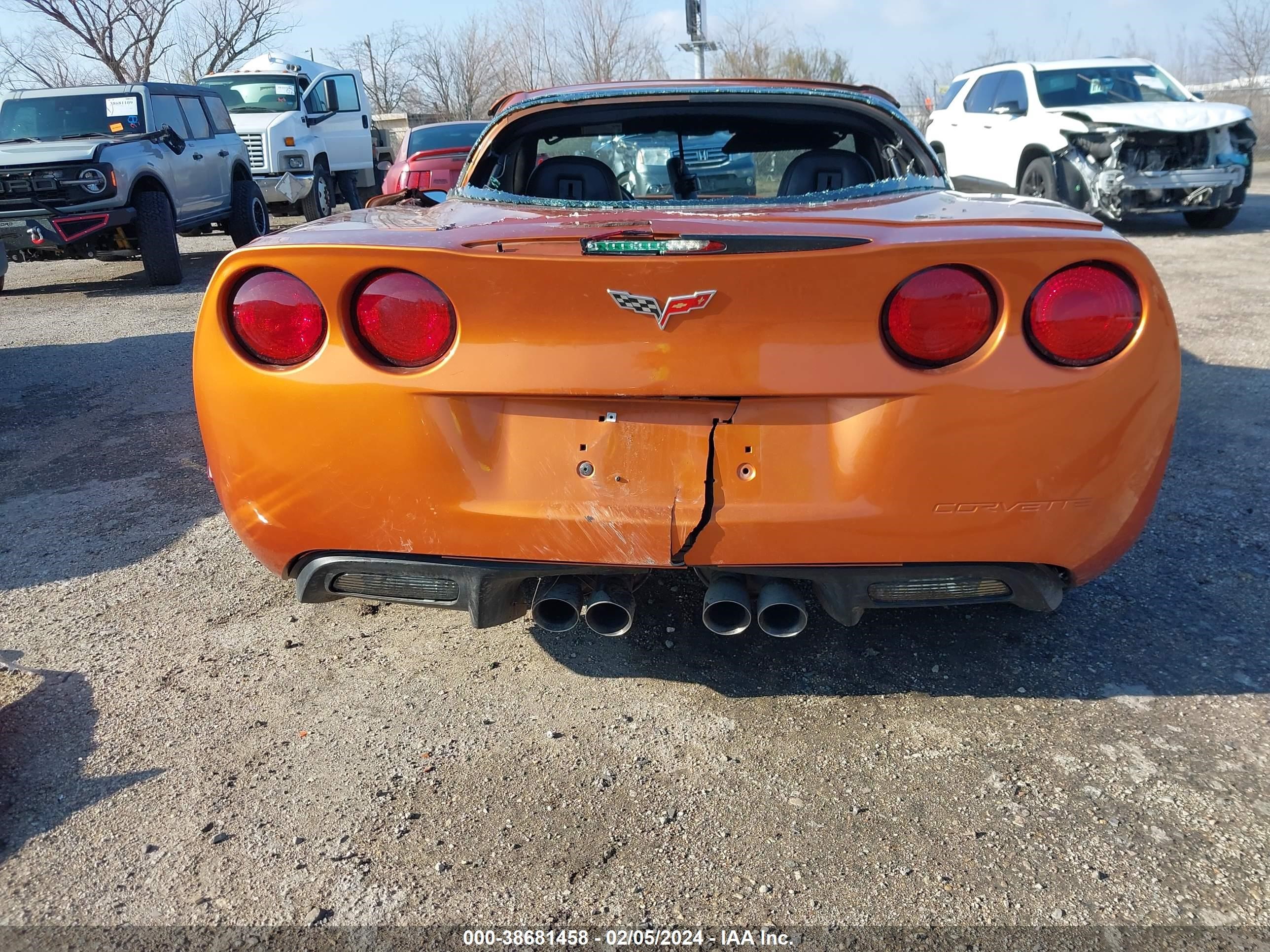 Photo 16 VIN: 1G1YY26W485124881 - CHEVROLET CORVETTE 