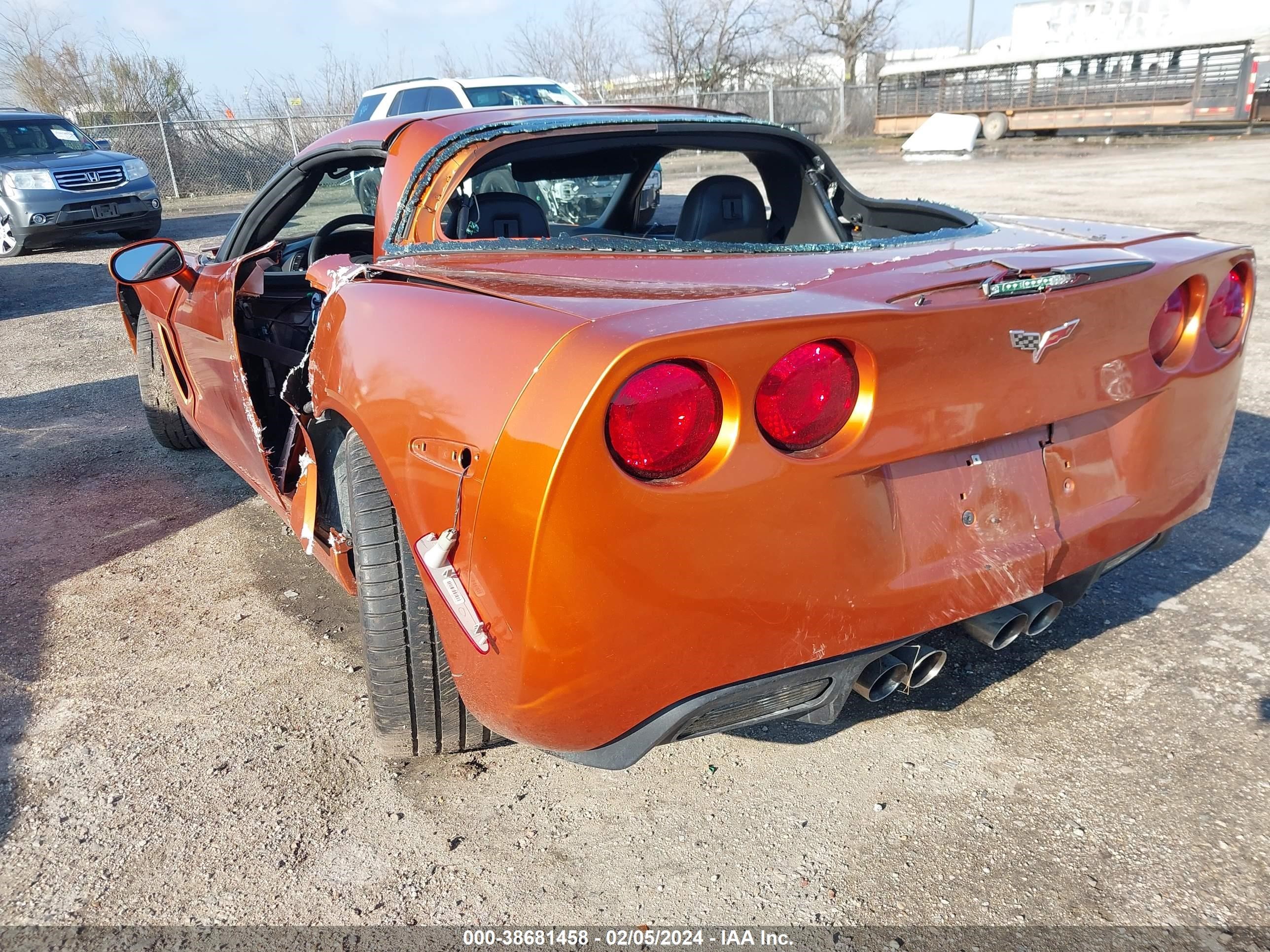 Photo 2 VIN: 1G1YY26W485124881 - CHEVROLET CORVETTE 