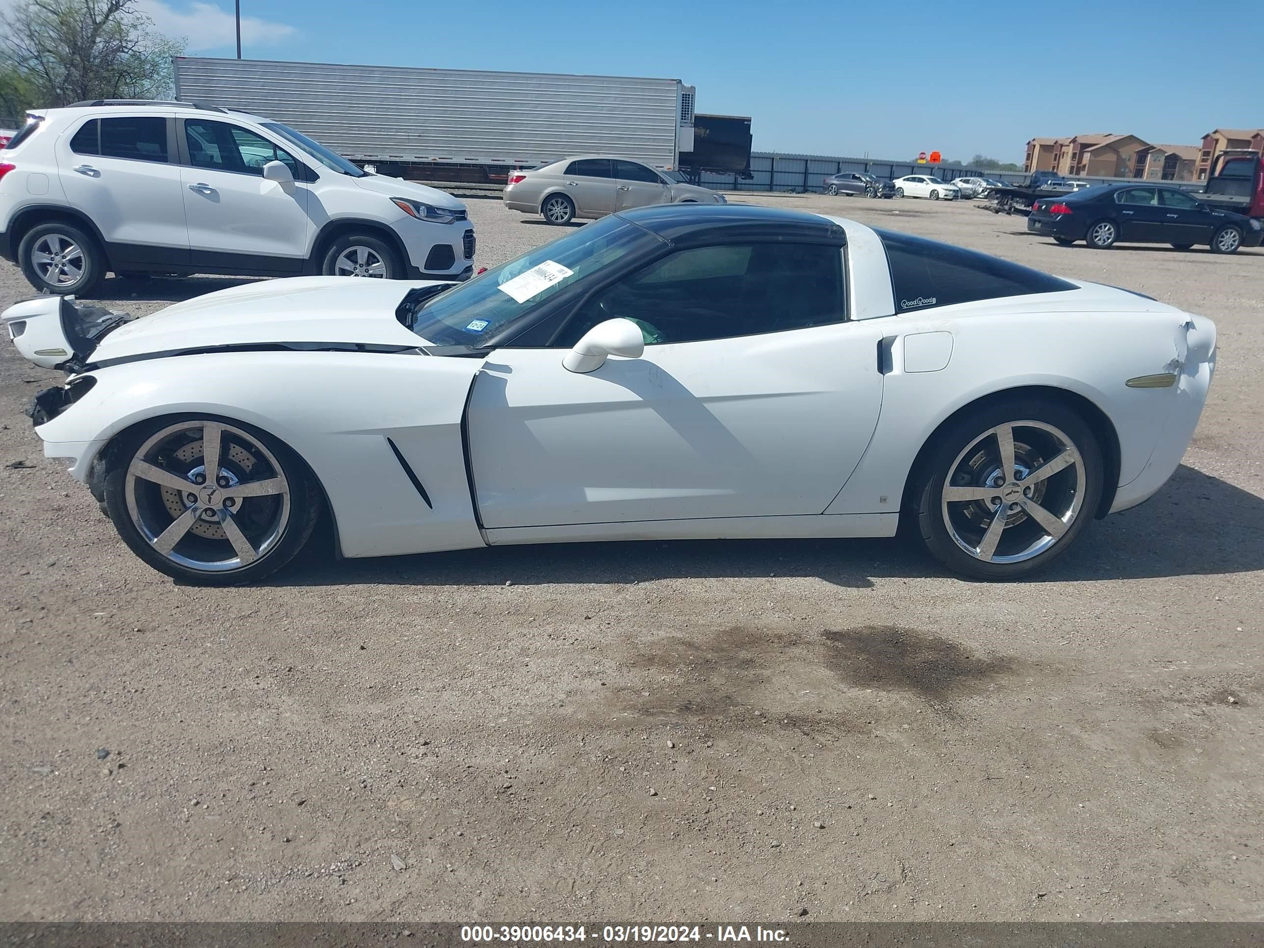 Photo 14 VIN: 1G1YY26W595109498 - CHEVROLET CORVETTE 