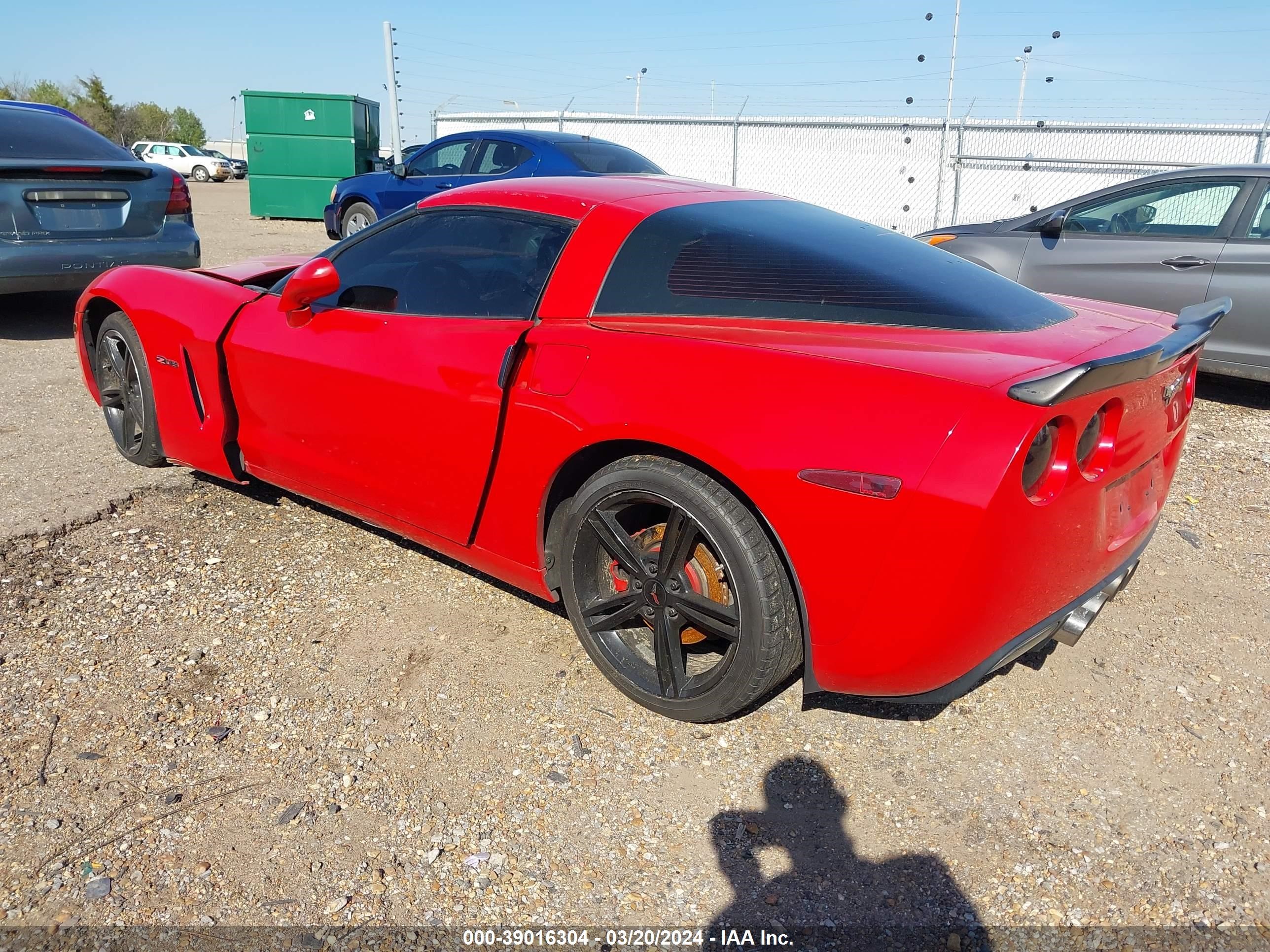 Photo 2 VIN: 1G1YY26W885117562 - CHEVROLET CORVETTE 