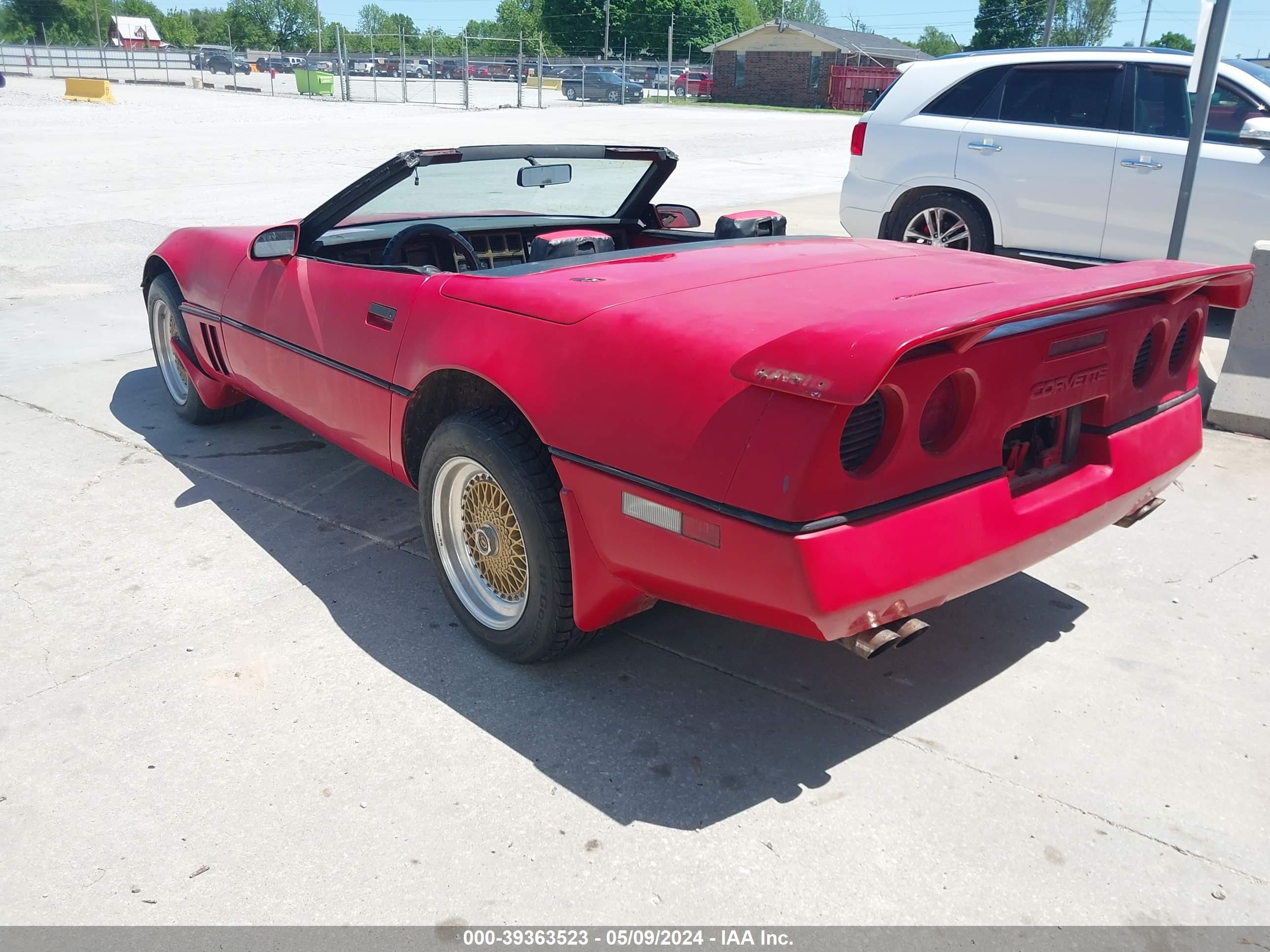 Photo 2 VIN: 1G1YY3182H5104174 - CHEVROLET CORVETTE 