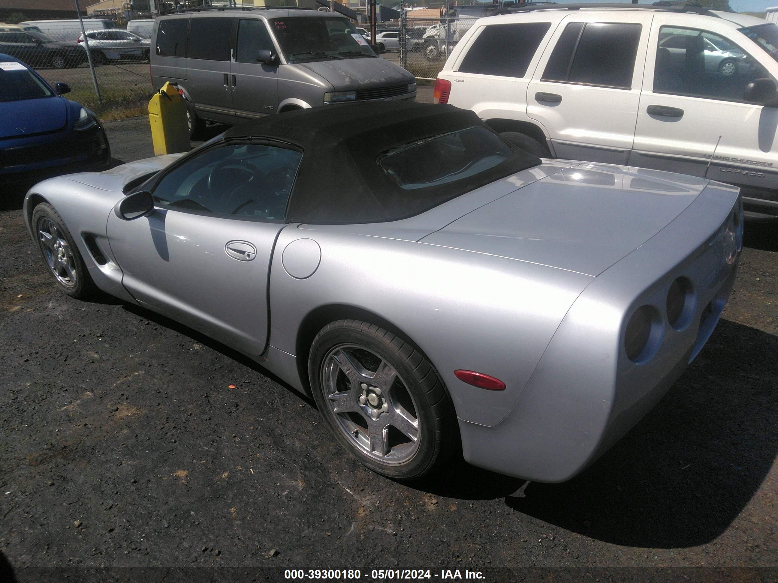 Photo 2 VIN: 1G1YY32G1W5125228 - CHEVROLET CORVETTE 