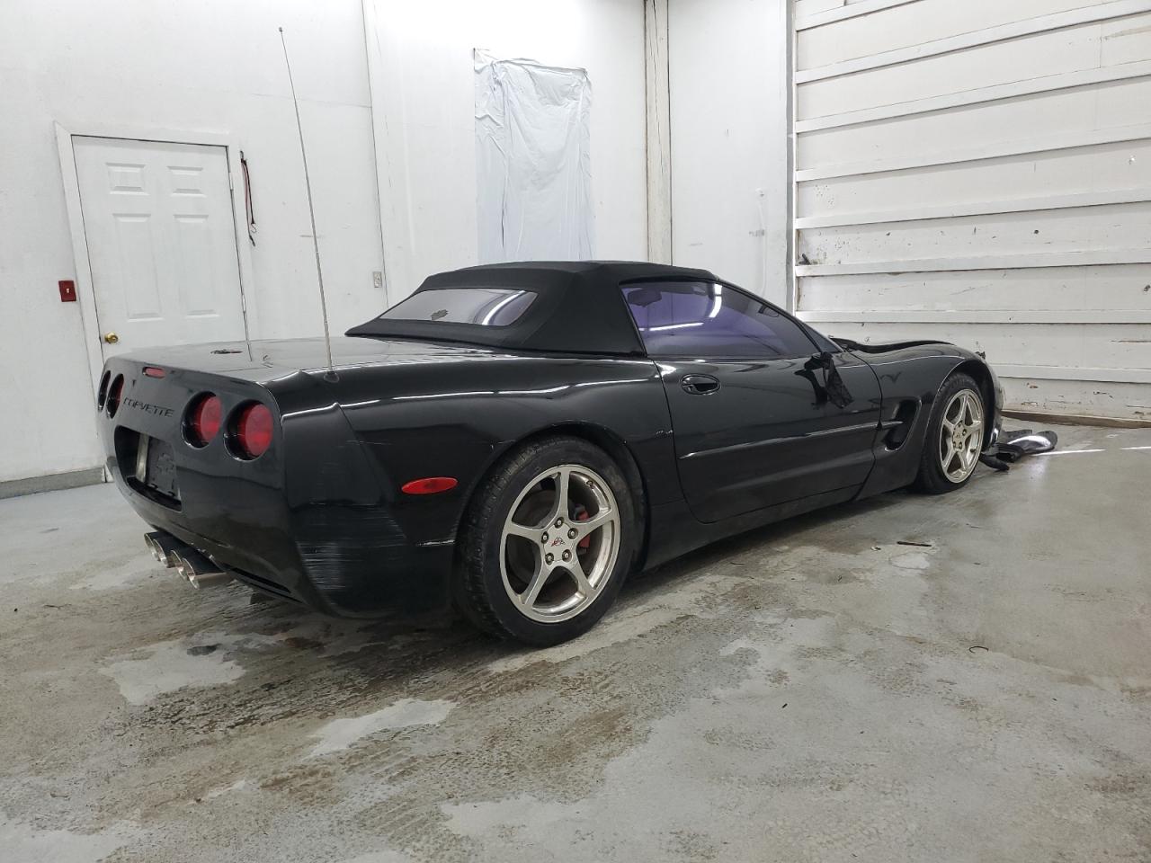 Photo 2 VIN: 1G1YY32G6W5107758 - CHEVROLET CORVETTE 