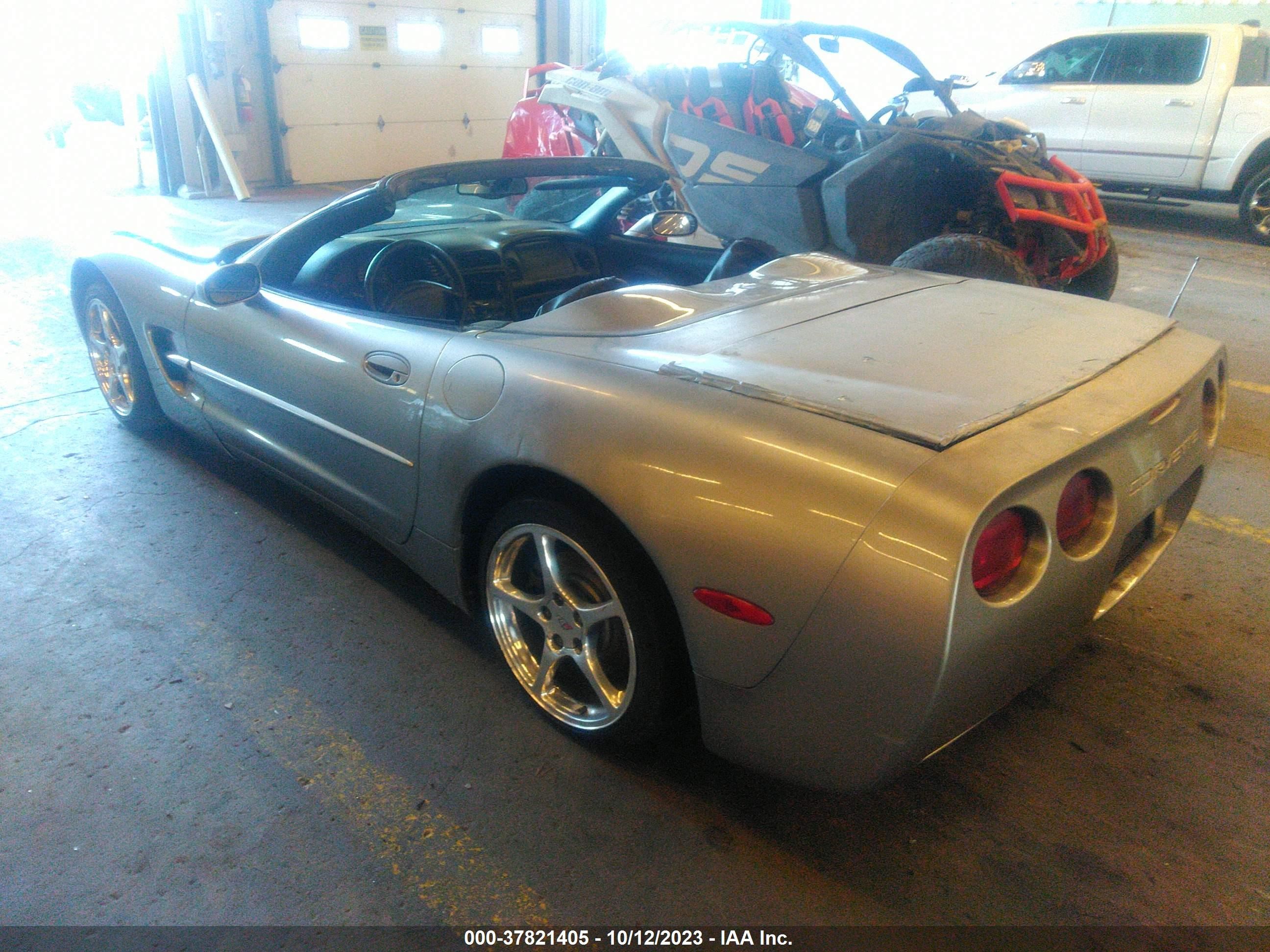 Photo 2 VIN: 1G1YY32G815124022 - CHEVROLET CORVETTE 