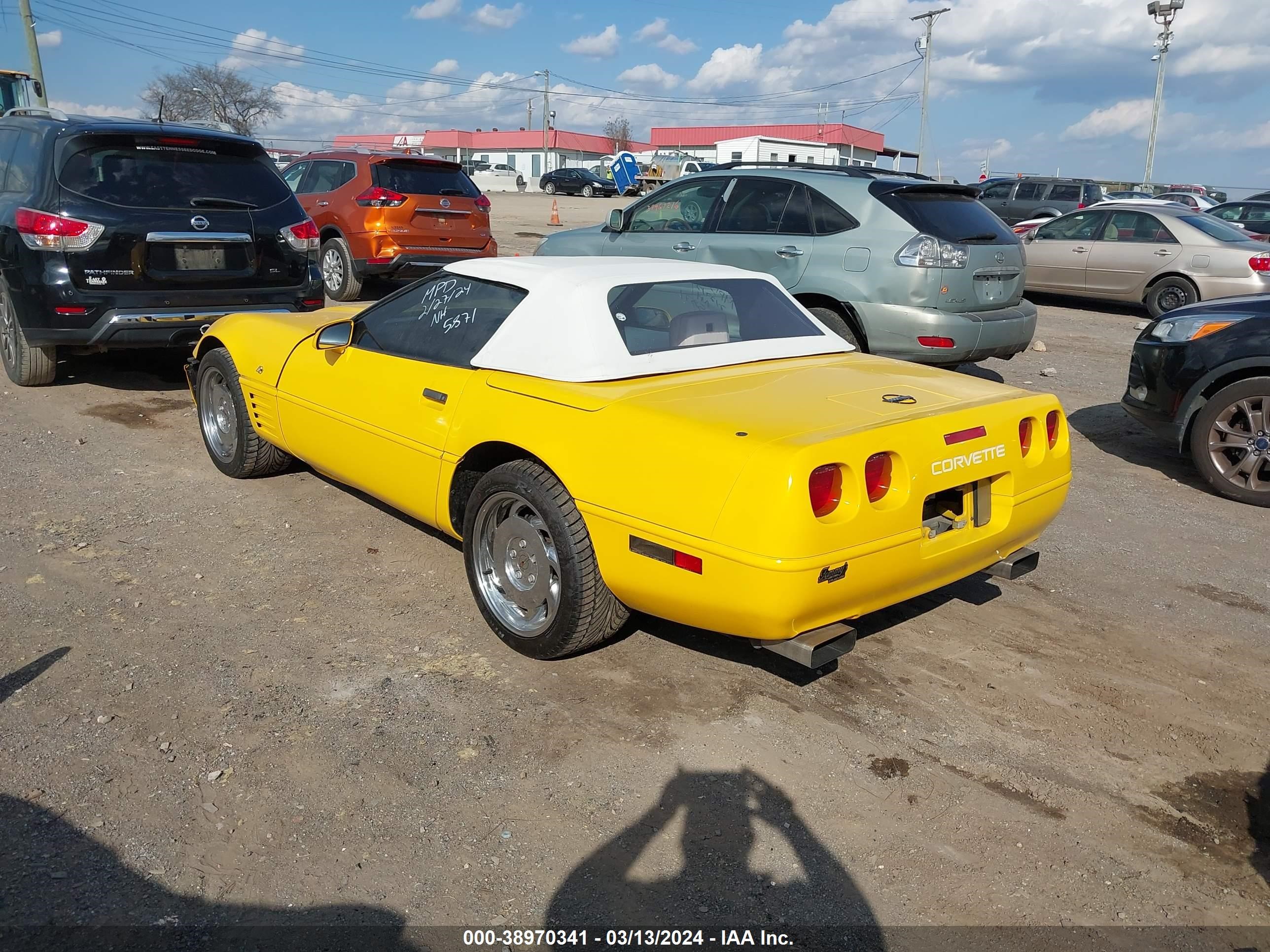 Photo 2 VIN: 1G1YY33P3P5105871 - CHEVROLET CORVETTE 