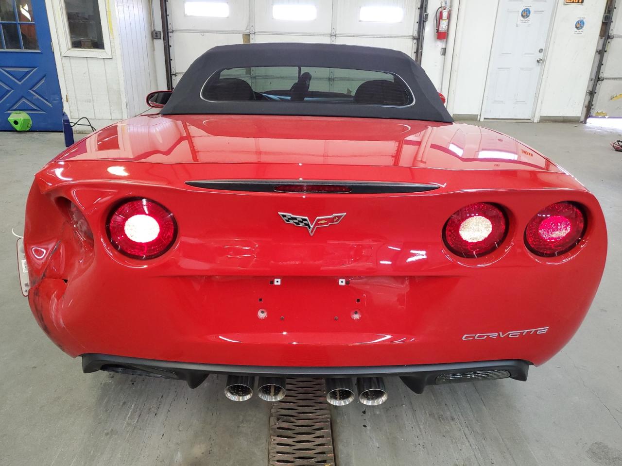 Photo 5 VIN: 1G1YY36W185112953 - CHEVROLET CORVETTE 