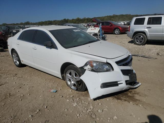 Photo 3 VIN: 1G1ZA5E02CF398946 - CHEVROLET MALIBU LS 