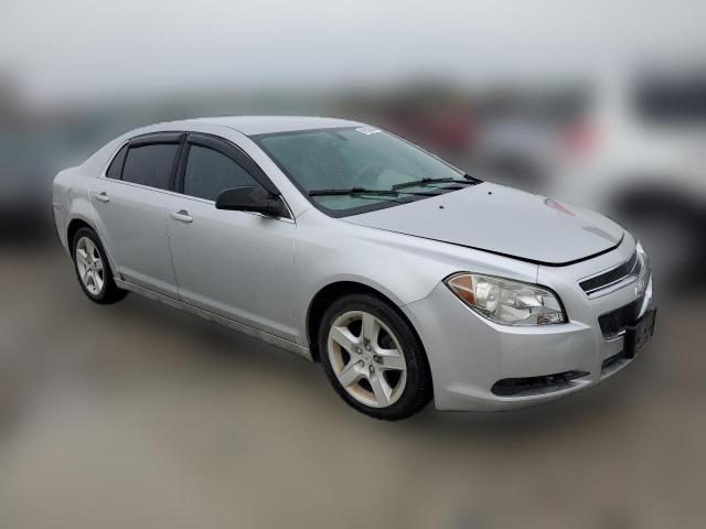 Photo 3 VIN: 1G1ZA5E03AF181435 - CHEVROLET MALIBU 