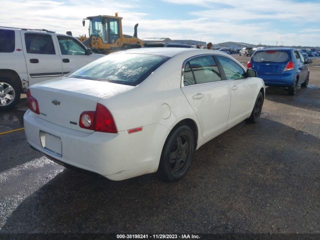 Photo 3 VIN: 1G1ZA5E04AF281950 - CHEVROLET MALIBU 