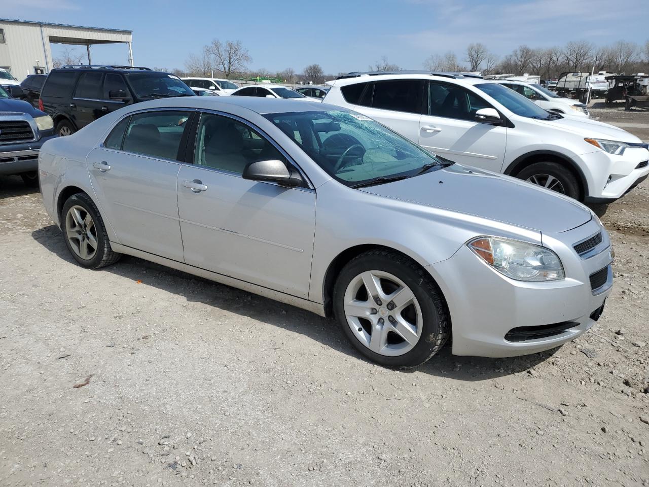 Photo 3 VIN: 1G1ZA5E05AF243868 - CHEVROLET MALIBU 