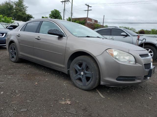 Photo 3 VIN: 1G1ZA5EB4AF256886 - CHEVROLET MALIBU 