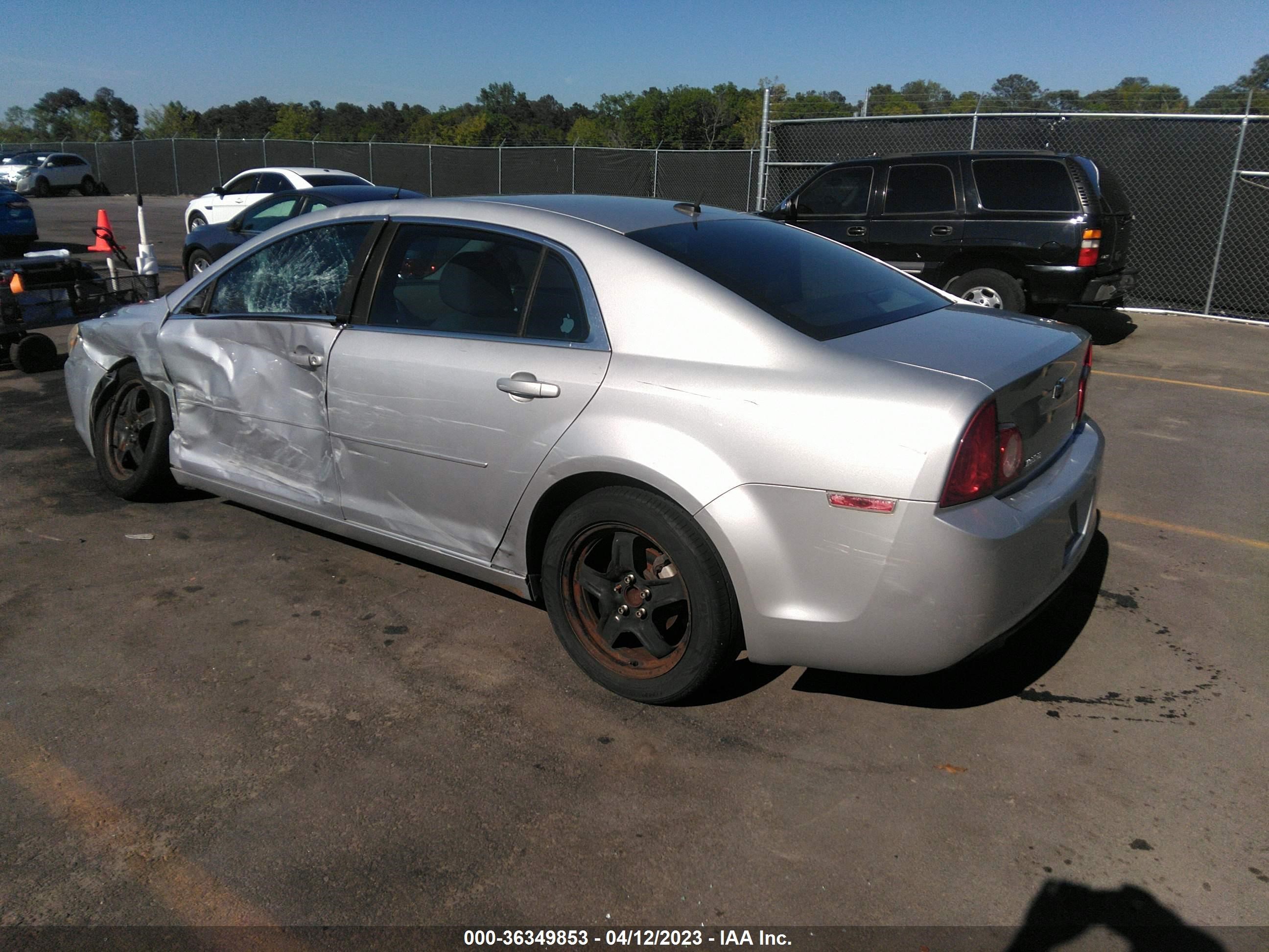 Photo 2 VIN: 1G1ZA5EU3BF146074 - CHEVROLET MALIBU 