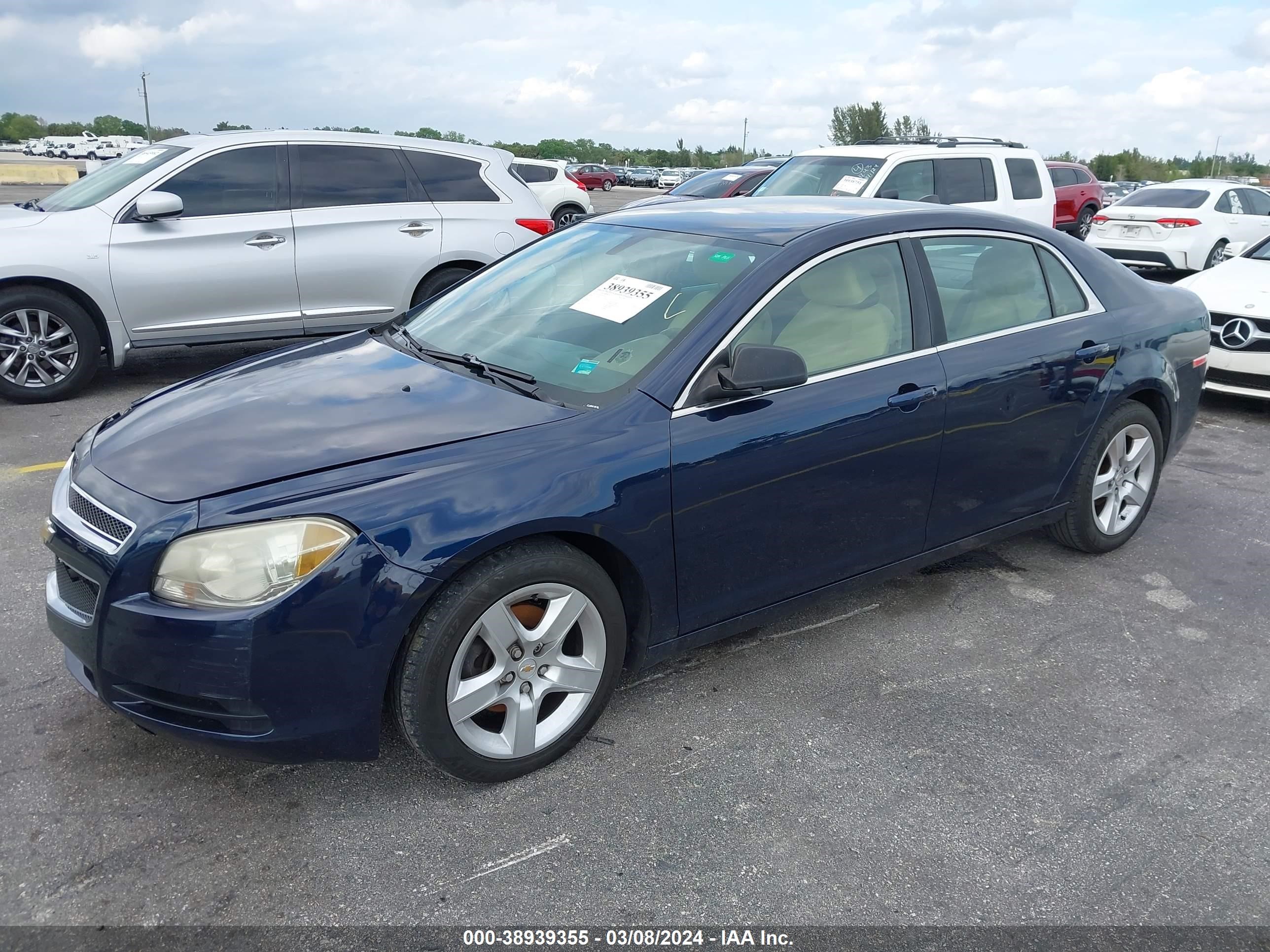 Photo 1 VIN: 1G1ZA5EU4CF337570 - CHEVROLET MALIBU 