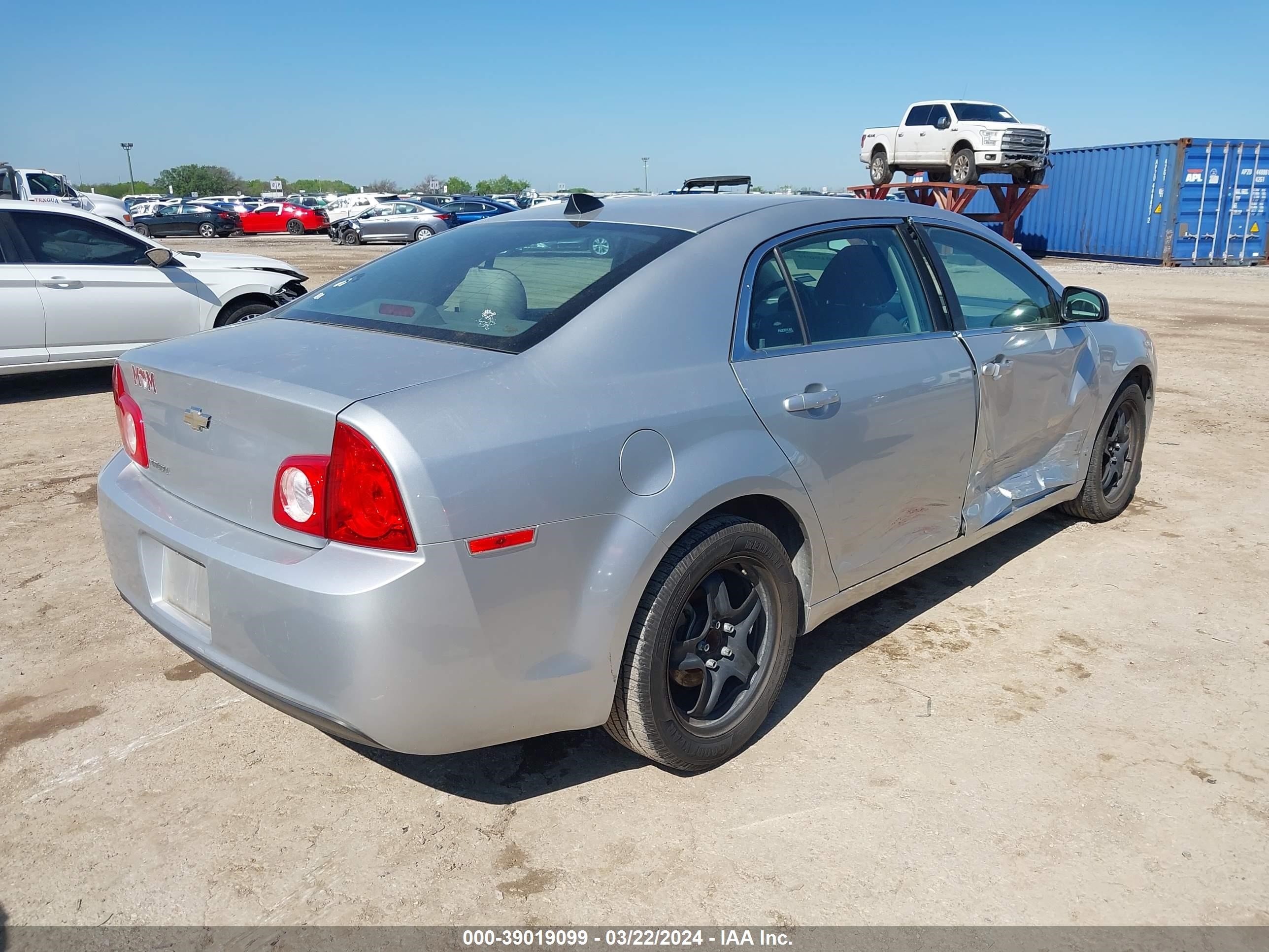 Photo 3 VIN: 1G1ZA5EUXCF372582 - CHEVROLET MALIBU 