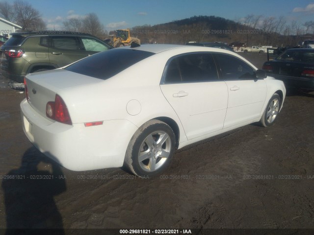 Photo 3 VIN: 1G1ZB5E00CF135058 - CHEVROLET MALIBU 