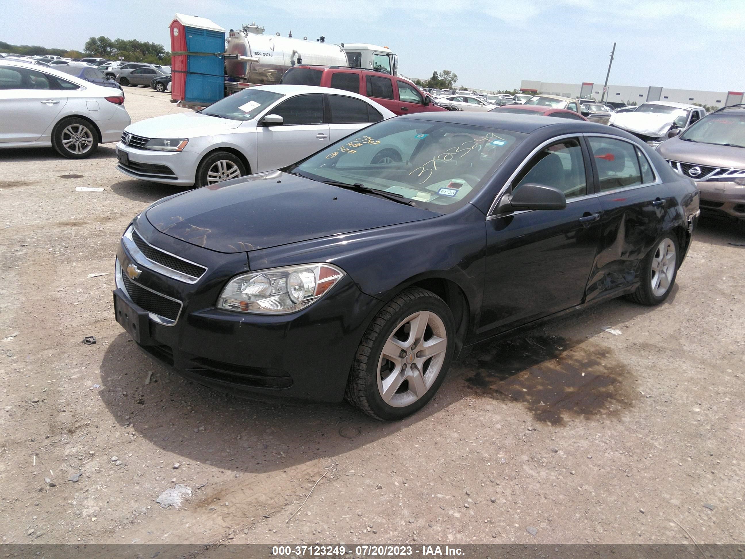 Photo 1 VIN: 1G1ZB5E01CF257363 - CHEVROLET MALIBU 