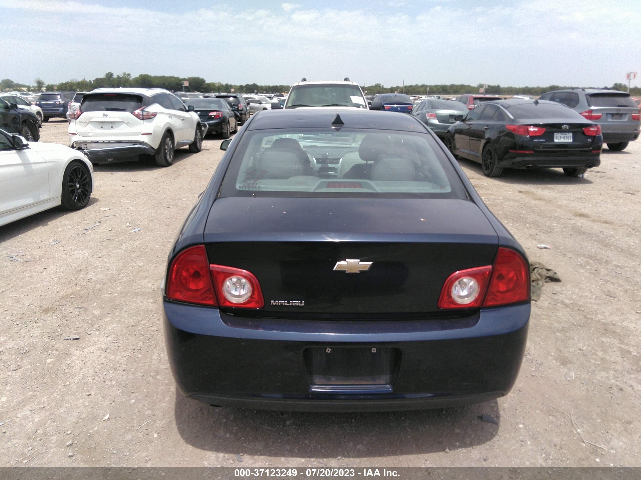 Photo 15 VIN: 1G1ZB5E01CF257363 - CHEVROLET MALIBU 