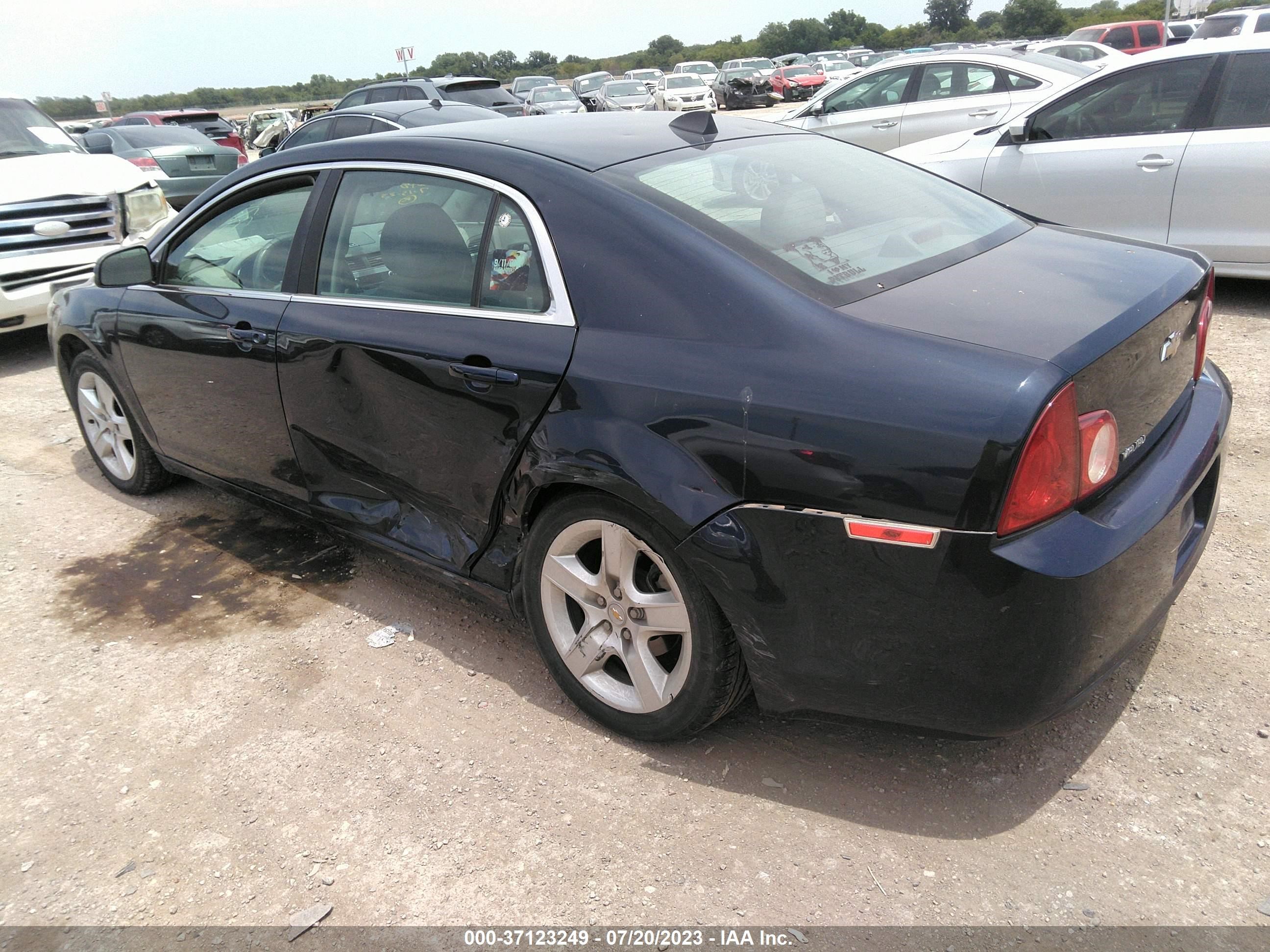 Photo 2 VIN: 1G1ZB5E01CF257363 - CHEVROLET MALIBU 