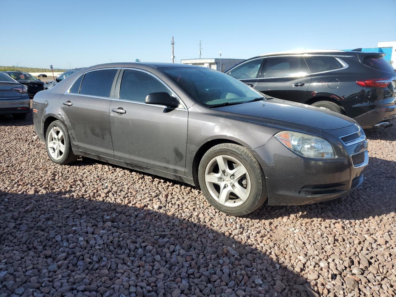 Photo 3 VIN: 1G1ZB5E01CF327413 - CHEVROLET MALIBU 