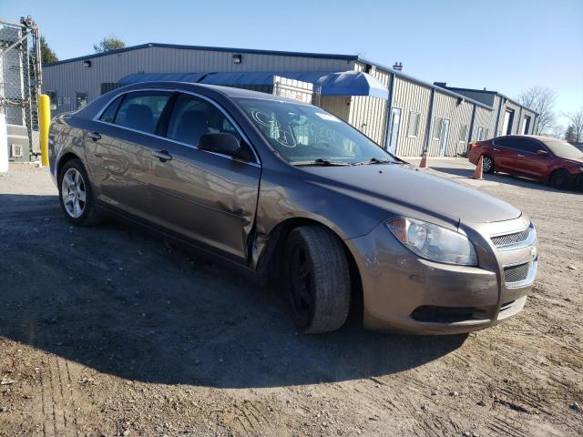 Photo 3 VIN: 1G1ZB5E02CF250941 - CHEVROLET MALIBU LS 