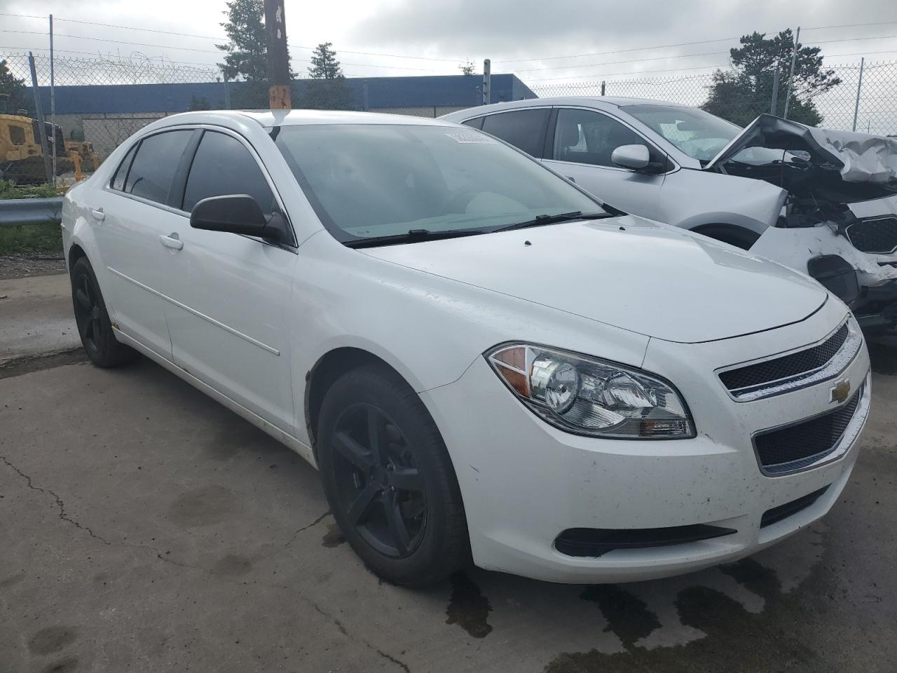 Photo 3 VIN: 1G1ZB5E06CF226173 - CHEVROLET MALIBU 