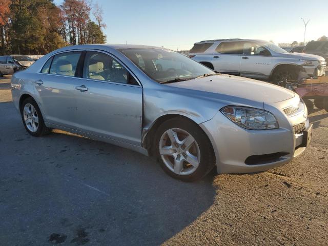 Photo 3 VIN: 1G1ZB5E08CF117231 - CHEVROLET MALIBU LS 