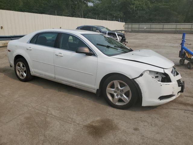 Photo 3 VIN: 1G1ZB5E09CF208590 - CHEVROLET MALIBU LS 