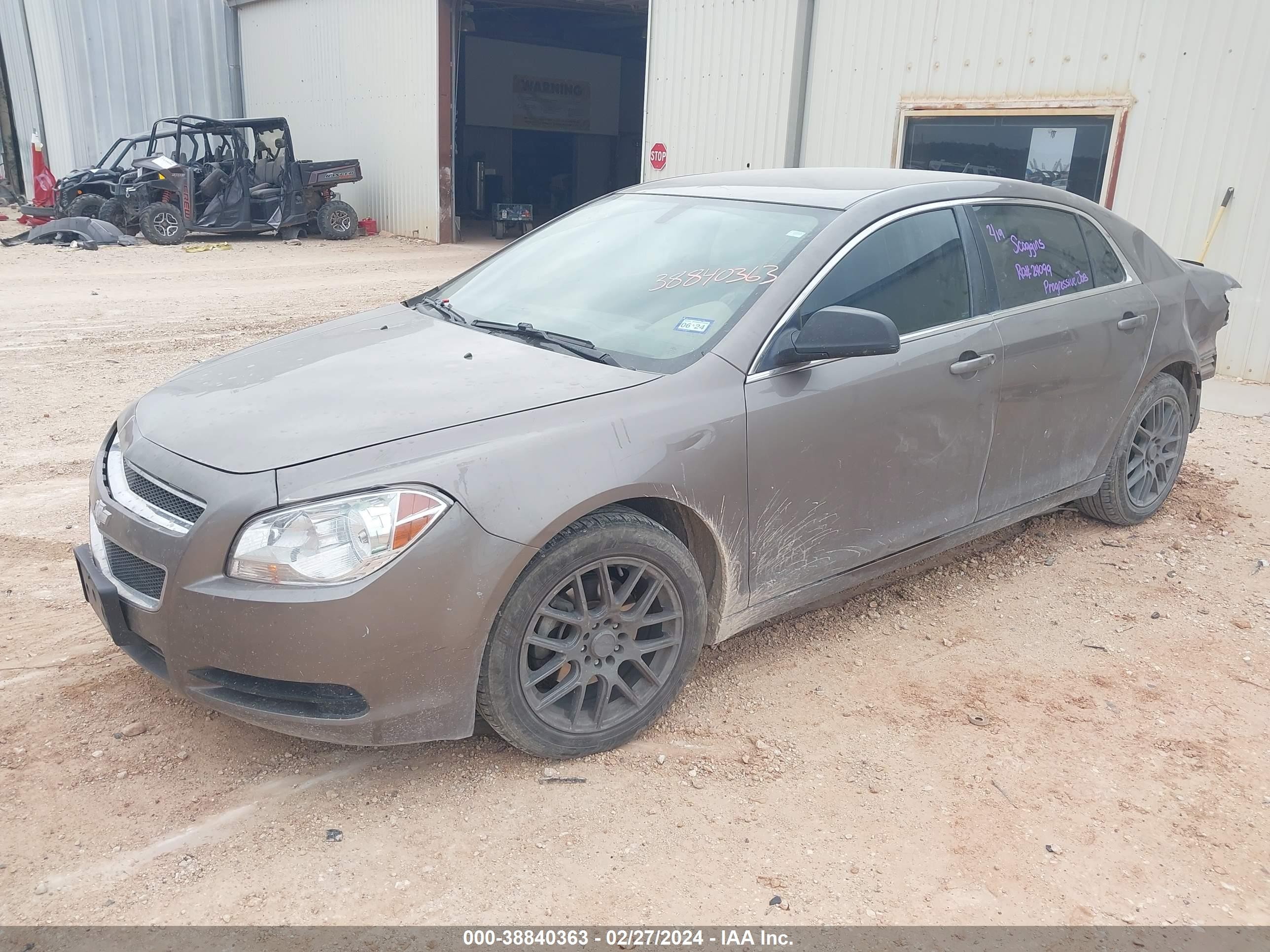 Photo 1 VIN: 1G1ZB5E10BF111608 - CHEVROLET MALIBU 