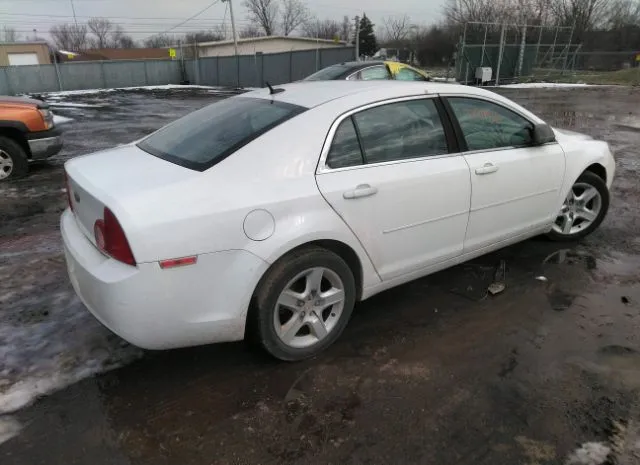 Photo 3 VIN: 1G1ZB5E10BF316121 - CHEVROLET MALIBU 