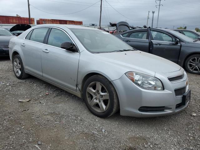 Photo 3 VIN: 1G1ZB5E11BF215945 - CHEVROLET MALIBU LS 