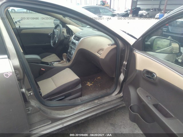 Photo 4 VIN: 1G1ZB5E12BF376997 - CHEVROLET MALIBU 