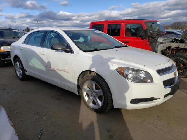 Photo 3 VIN: 1G1ZB5E13BF229667 - CHEVROLET MALIBU LS 