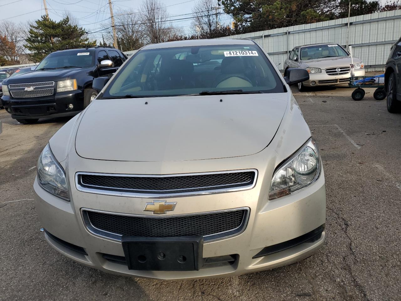 Photo 4 VIN: 1G1ZB5E16BF190752 - CHEVROLET MALIBU 