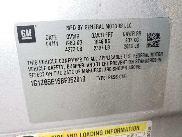 Photo 9 VIN: 1G1ZB5E16BF352010 - CHEVROLET MALIBU LS 