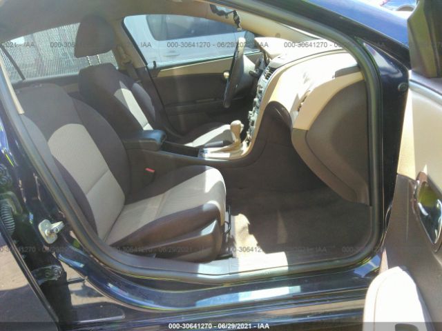 Photo 4 VIN: 1G1ZB5E17BF157713 - CHEVROLET MALIBU 