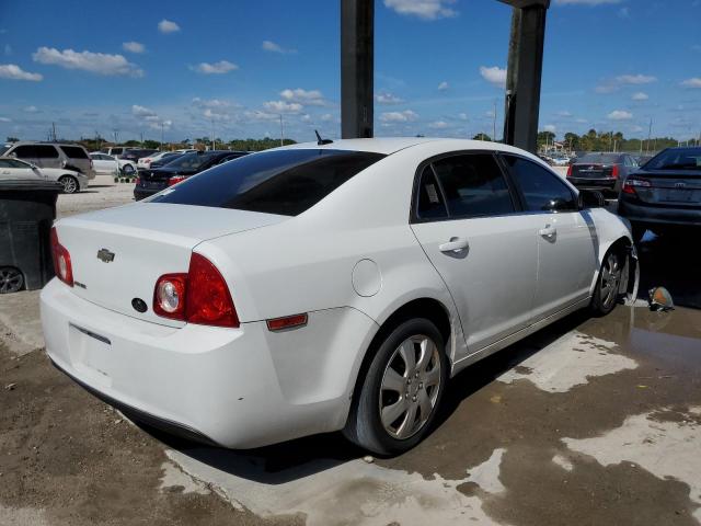 Photo 3 VIN: 1G1ZB5E17BF310879 - CHEVROLET MALIBU LS 