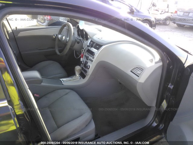 Photo 4 VIN: 1G1ZB5E18BF176612 - CHEVROLET MALIBU 