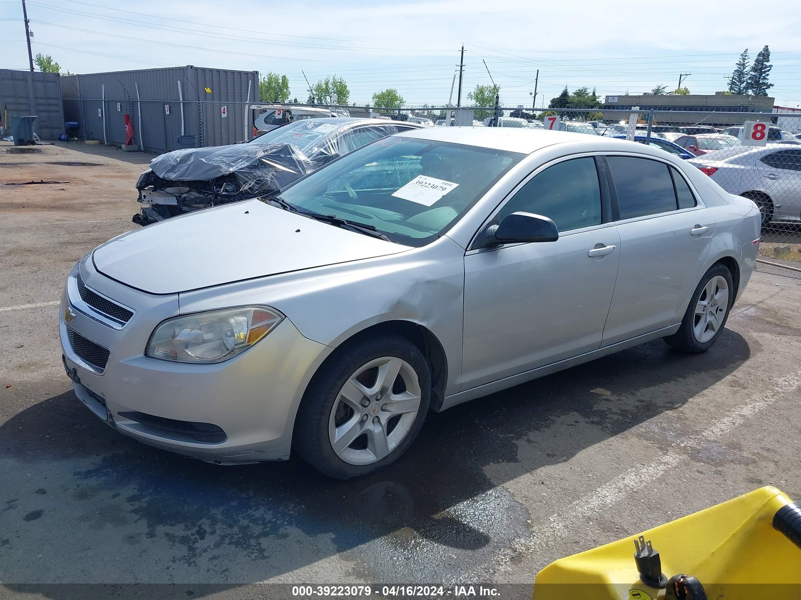 Photo 1 VIN: 1G1ZB5E18BF253253 - CHEVROLET MALIBU 