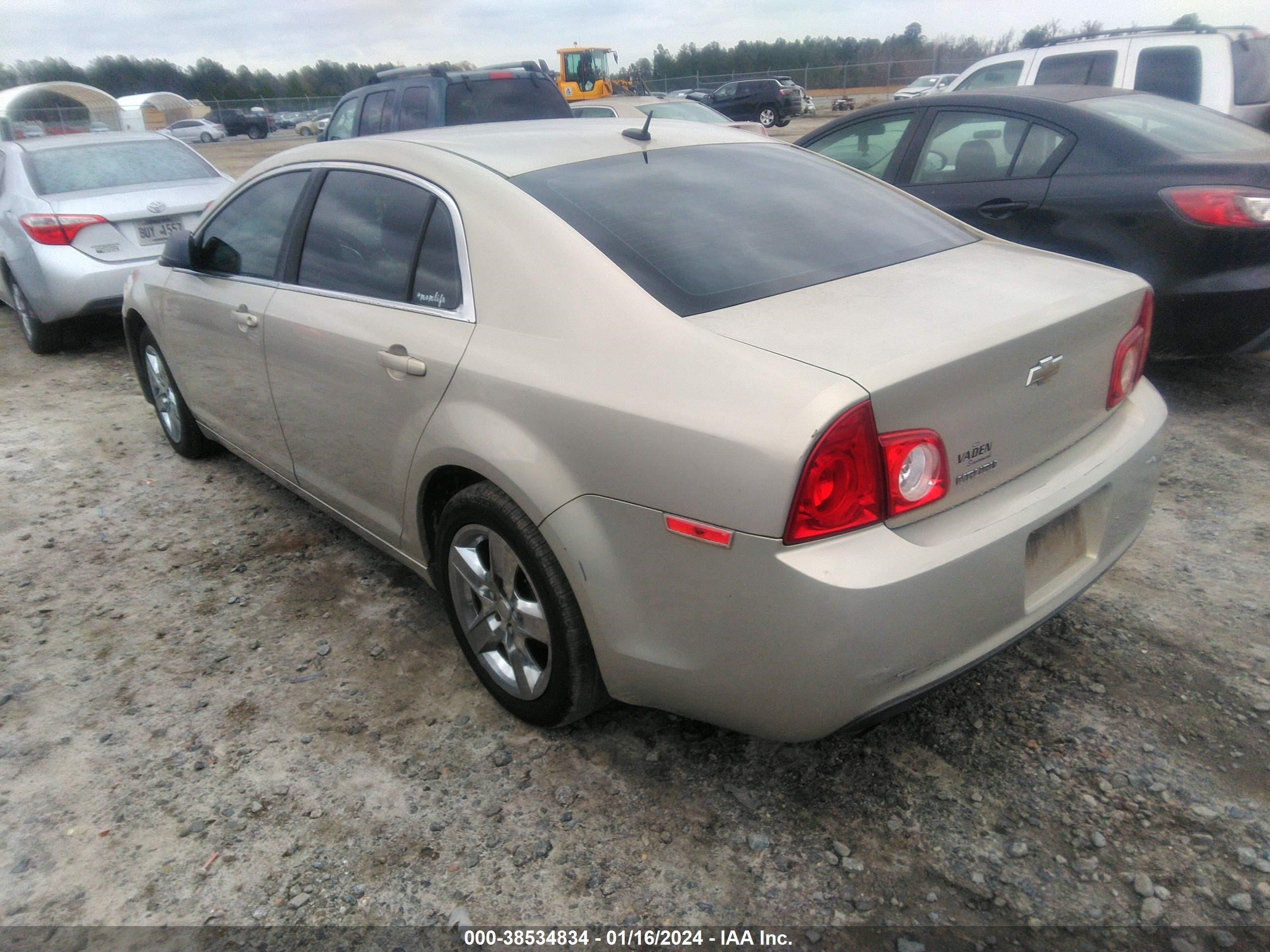 Photo 2 VIN: 1G1ZB5E1XBF306731 - CHEVROLET MALIBU 