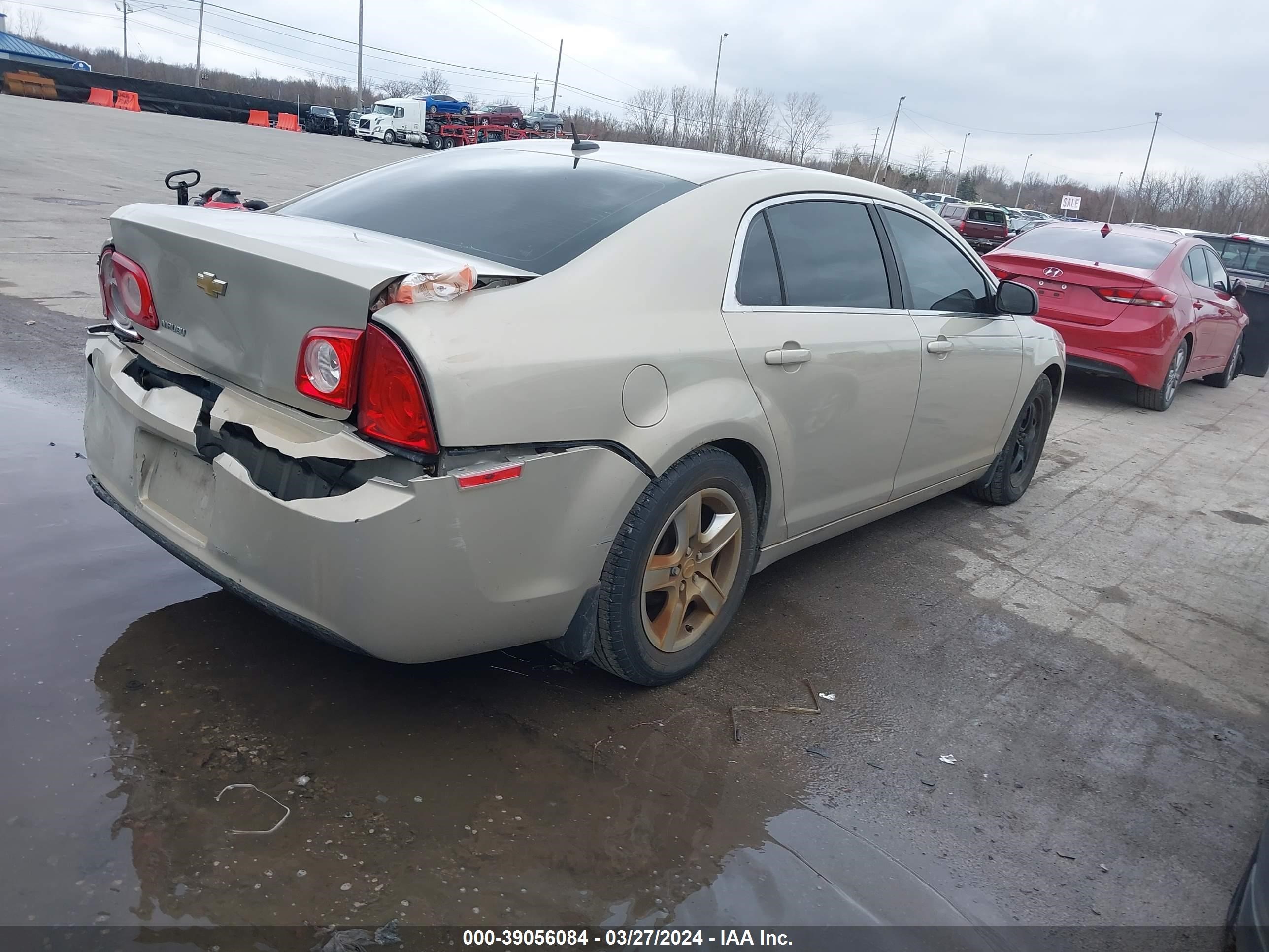 Photo 3 VIN: 1G1ZB5E1XBF362345 - CHEVROLET MALIBU 