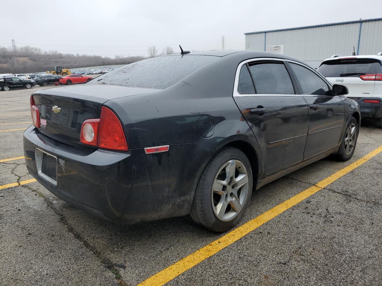 Photo 2 VIN: 1G1ZB5EB0AF237975 - CHEVROLET MALIBU 