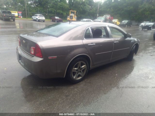 Photo 3 VIN: 1G1ZB5EB0AF318460 - CHEVROLET MALIBU 